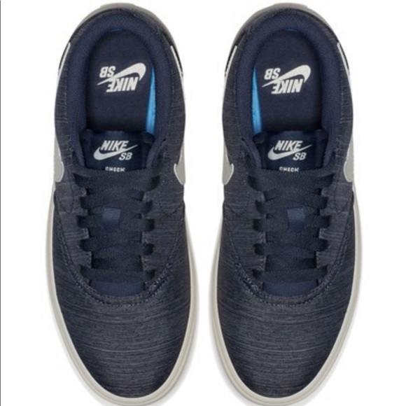 New Nike LAST ONE (7.5) - Picture 4 of 6